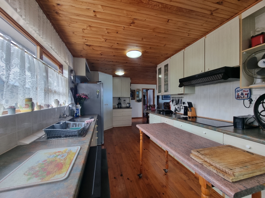 4 Bedroom Property for Sale in Dana Bay Western Cape